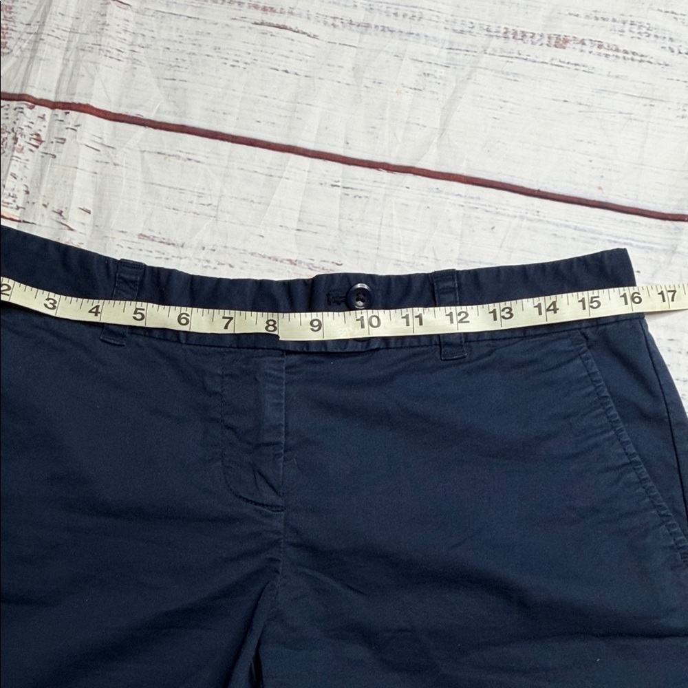 Vineyard Vines Dark Blue Women's Shorts - Picture 7 of 7